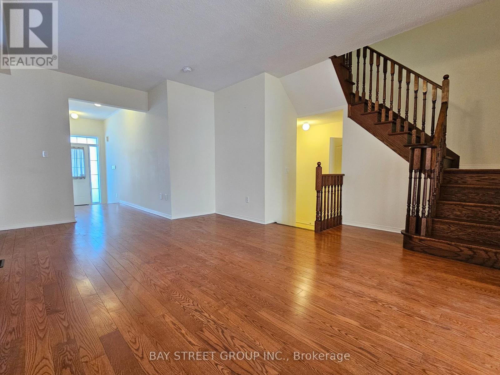 1275 Blencowe Crescent, Newmarket, Ontario  L3X 0C5 - Photo 7 - N12681508