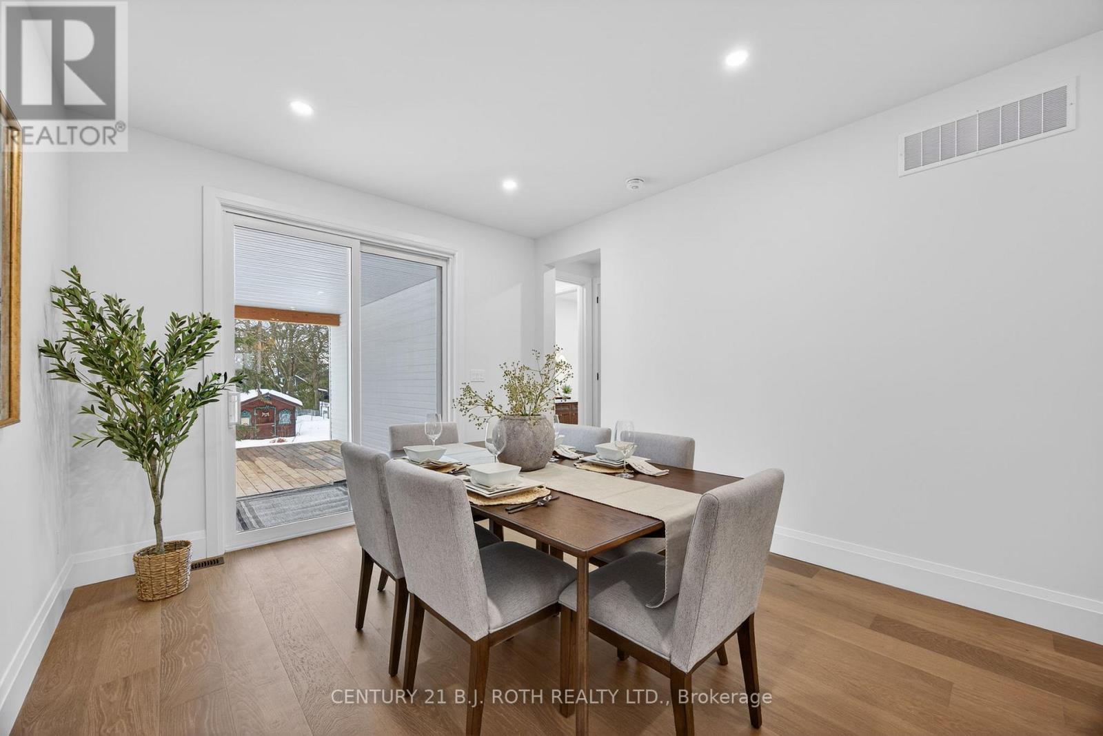 75 Vancouver Street, Barrie, Ontario  L4M 4M2 - Photo 14 - S12681442