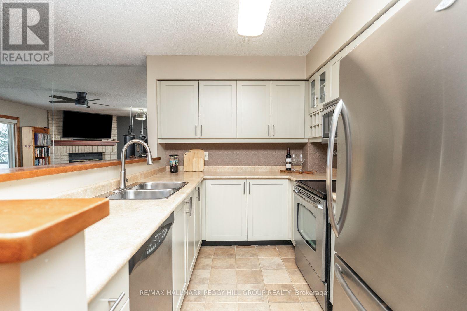 121 - 8 Ramblings Way, Collingwood, Ontario  L9Y 5S3 - Photo 5 - S12681460