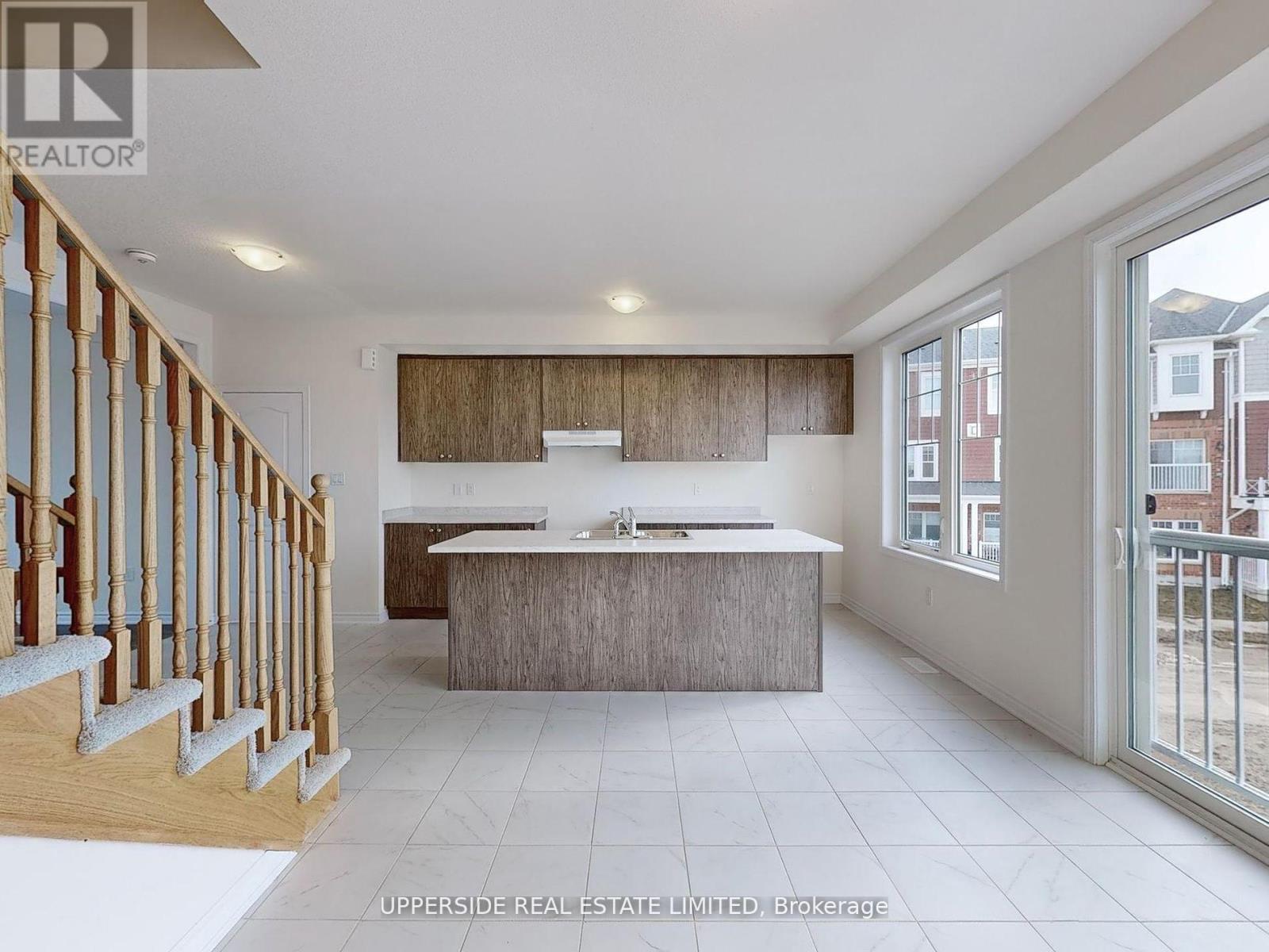 18 Lana Circle, Wasaga Beach, Ontario  L9Z 0L2 - Photo 13 - S12681492