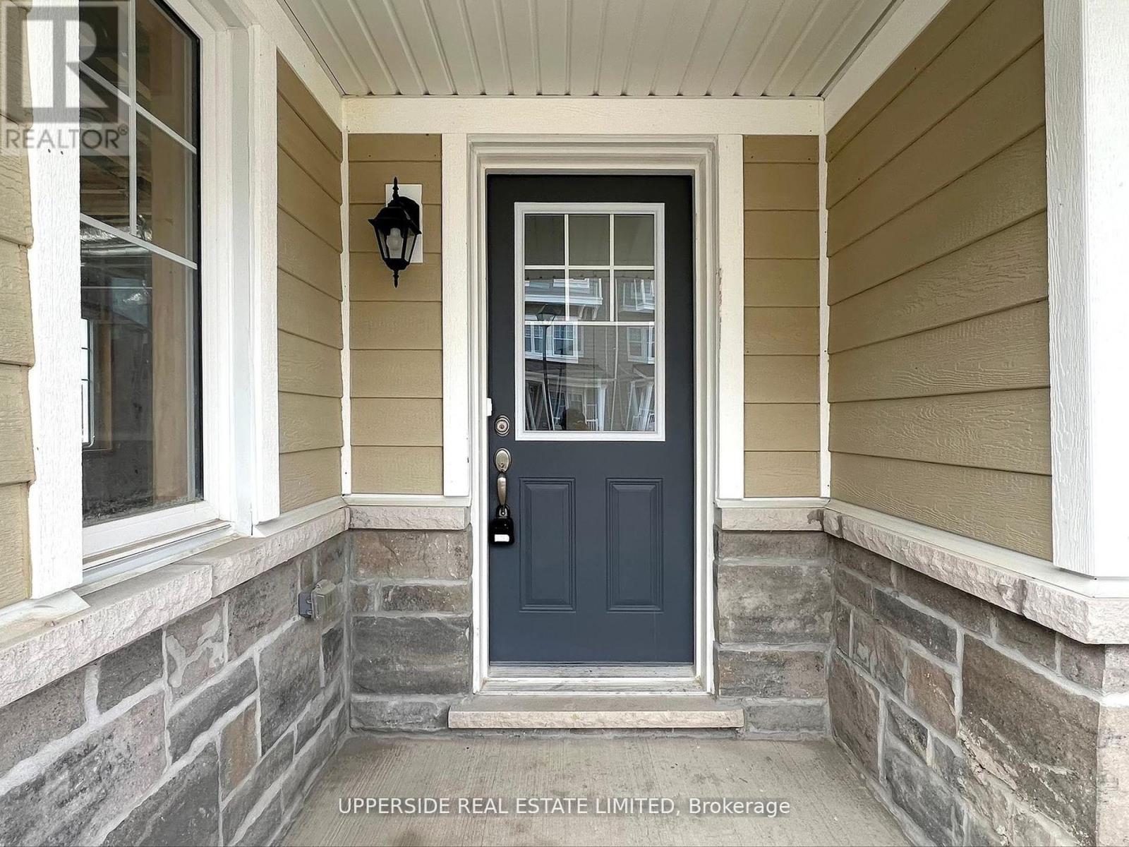 18 Lana Circle, Wasaga Beach, Ontario  L9Z 0L2 - Photo 4 - S12681492