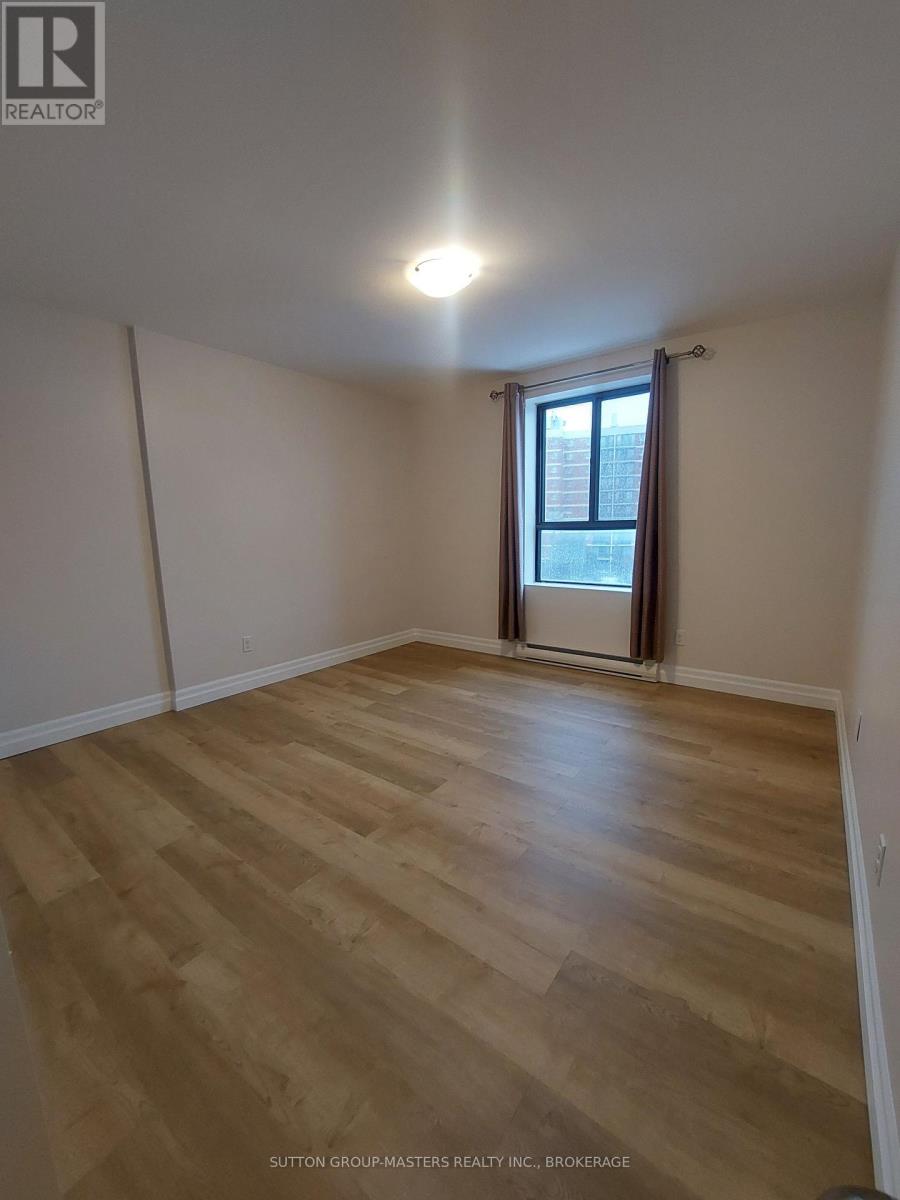 503 - 17 Eldon Hall Place, Kingston, Ontario  K7M 7H5 - Photo 15 - X12453396