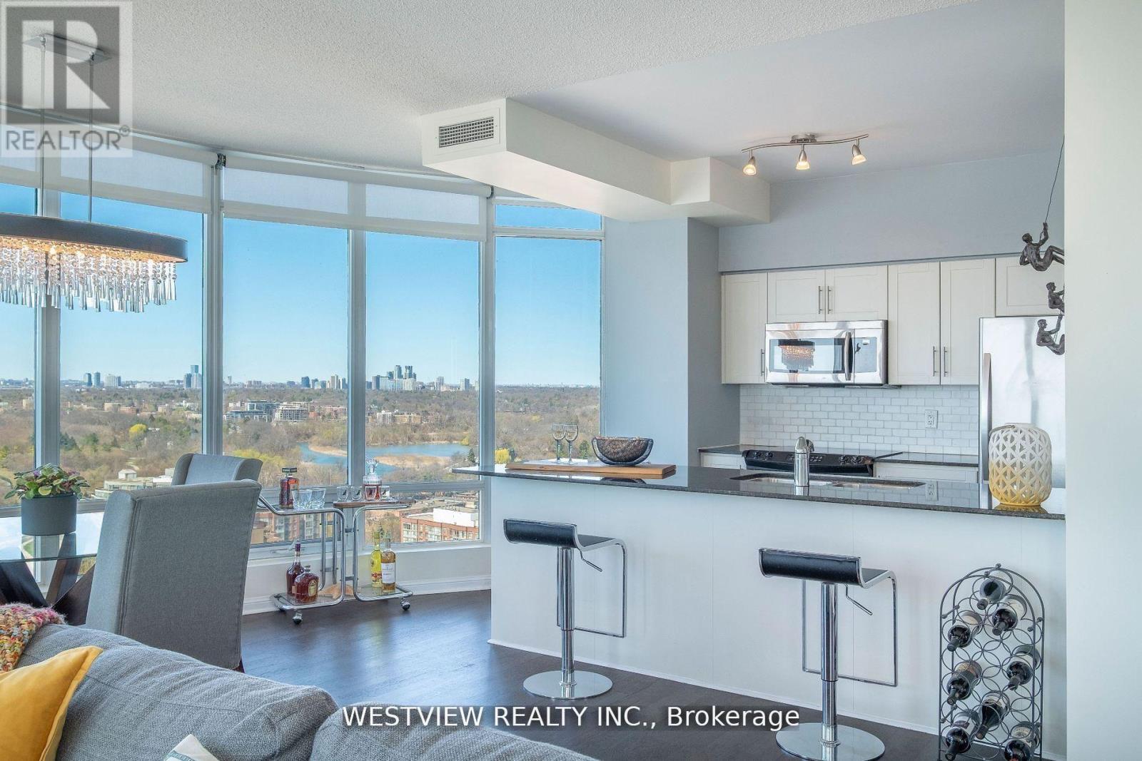 2610 - 15 Windermere Avenue, Toronto, Ontario  M6S 5A2 - Photo 17 - W12681382