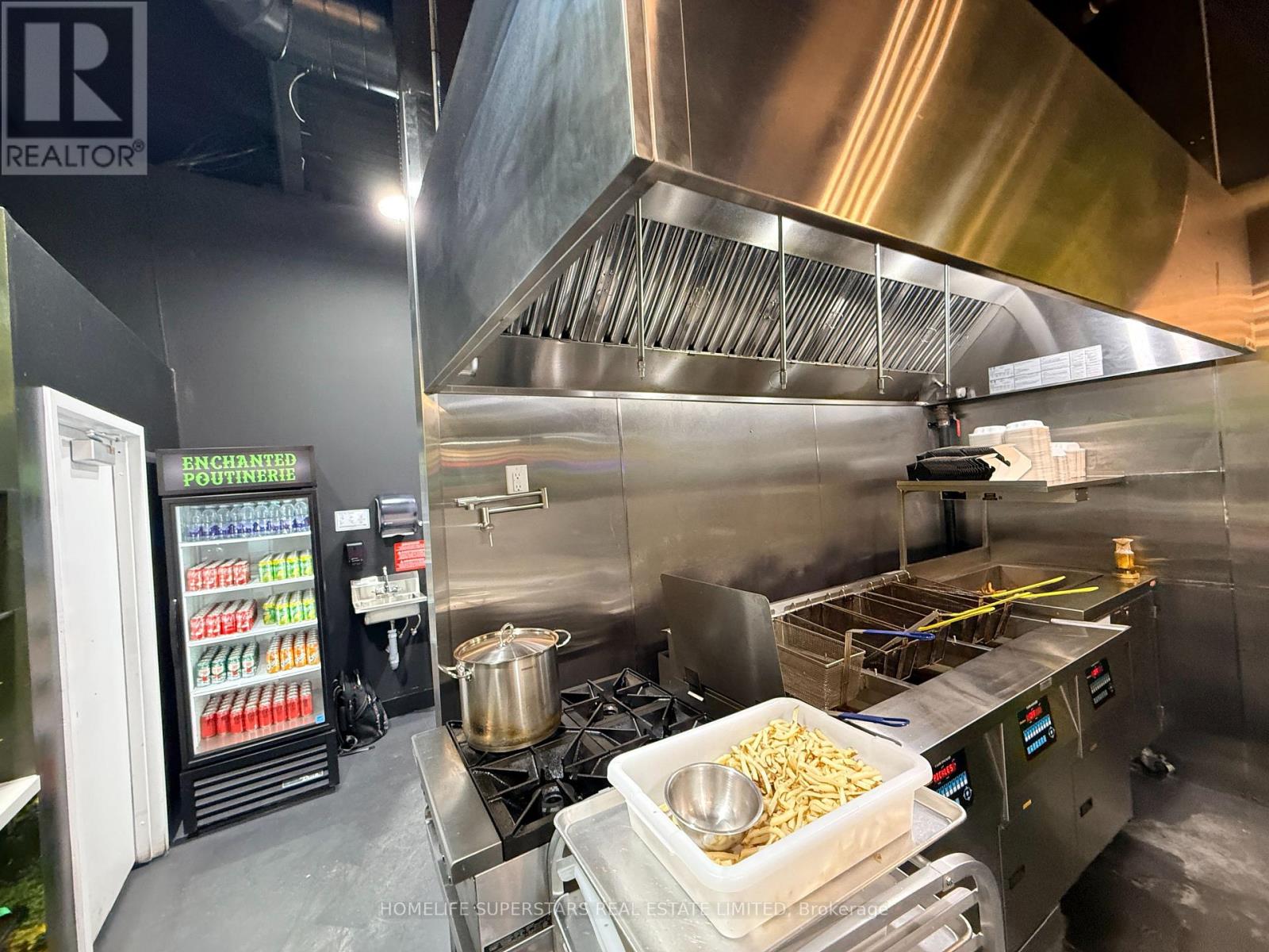 7b - 45 Abraham Welsh Rd, Toronto, Ontario  M9M 0G6 - Photo 25 - W12681418