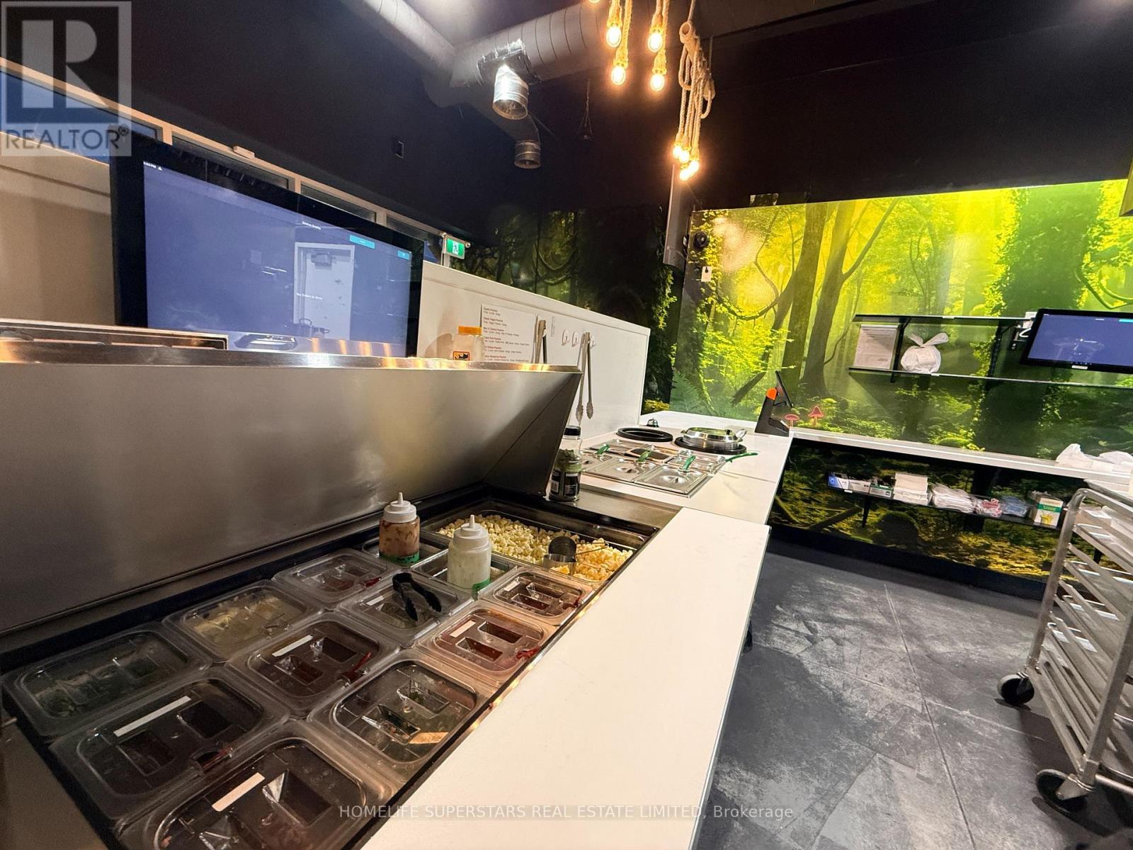 7b - 45 Abraham Welsh Rd, Toronto, Ontario  M9M 0G6 - Photo 31 - W12681418