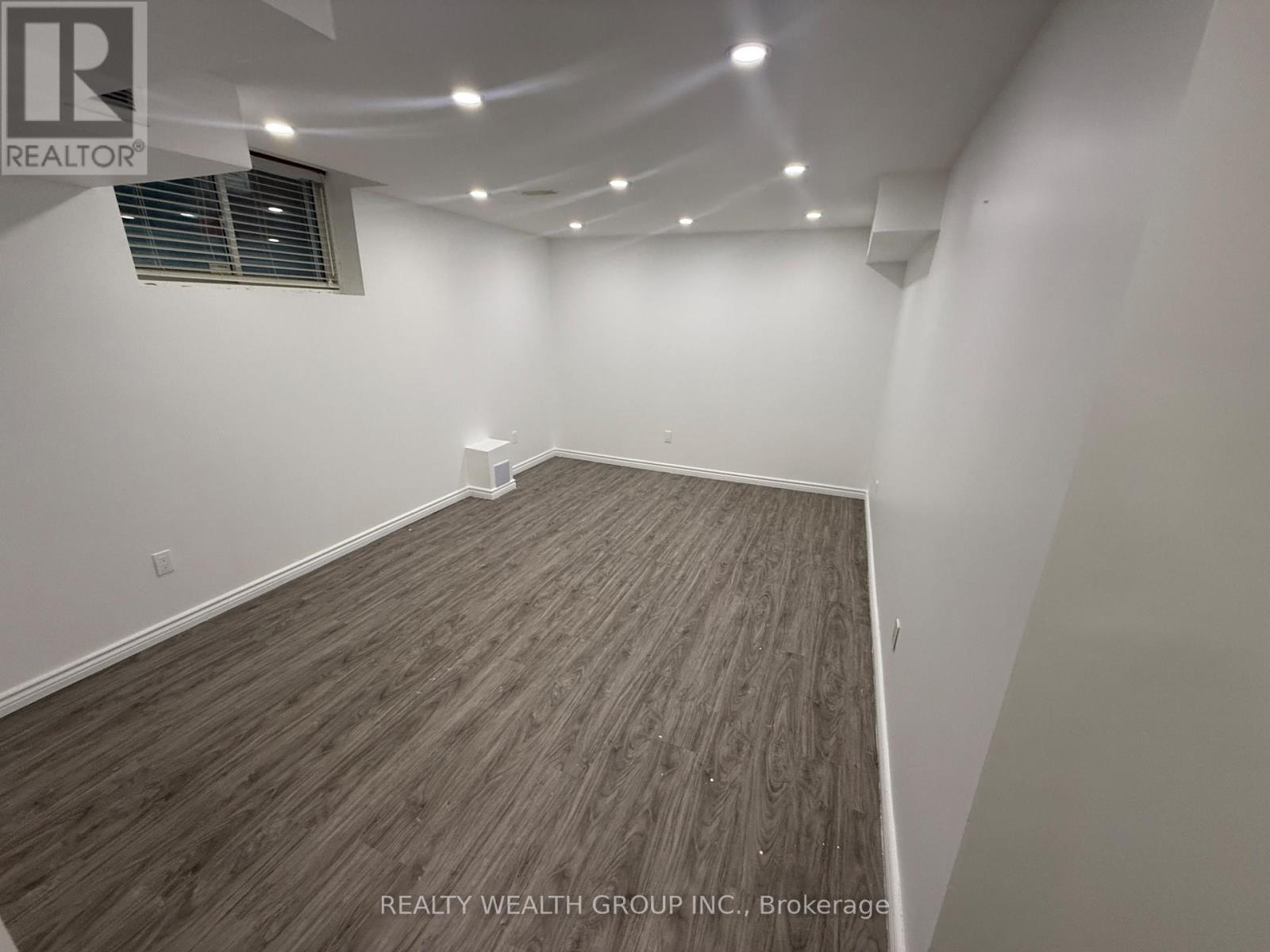 Bsmt - 14 Jaypeak Road, Brampton, Ontario  L6P 4J7 - Photo 12 - W12681512