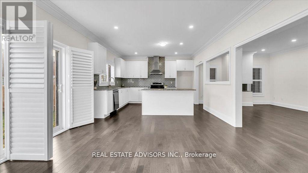 7 Ferdinand Drive, Brampton, Ontario  L6Y 0E4 - Photo 13 - W12681532