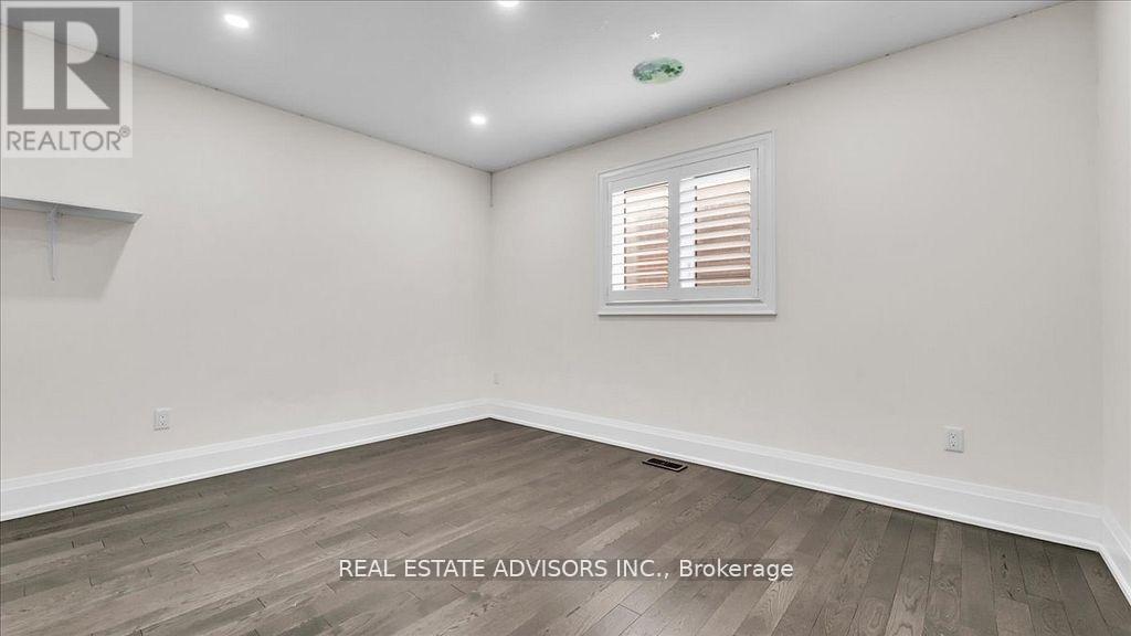 7 Ferdinand Drive, Brampton, Ontario  L6Y 0E4 - Photo 38 - W12681532