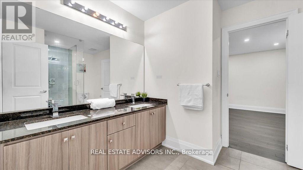 7 Ferdinand Drive, Brampton, Ontario  L6Y 0E4 - Photo 42 - W12681532