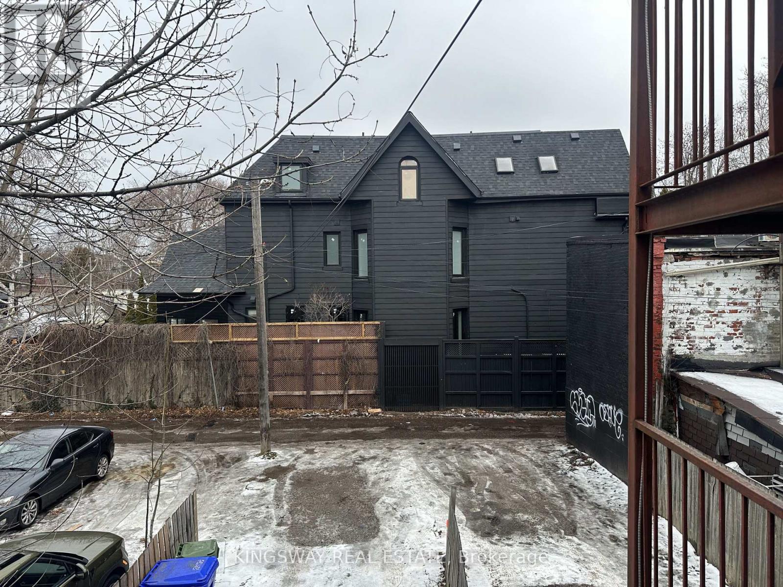 2b - 1504 Queen Street W, Toronto, Ontario  M6R 1A4 - Photo 14 - W12681546