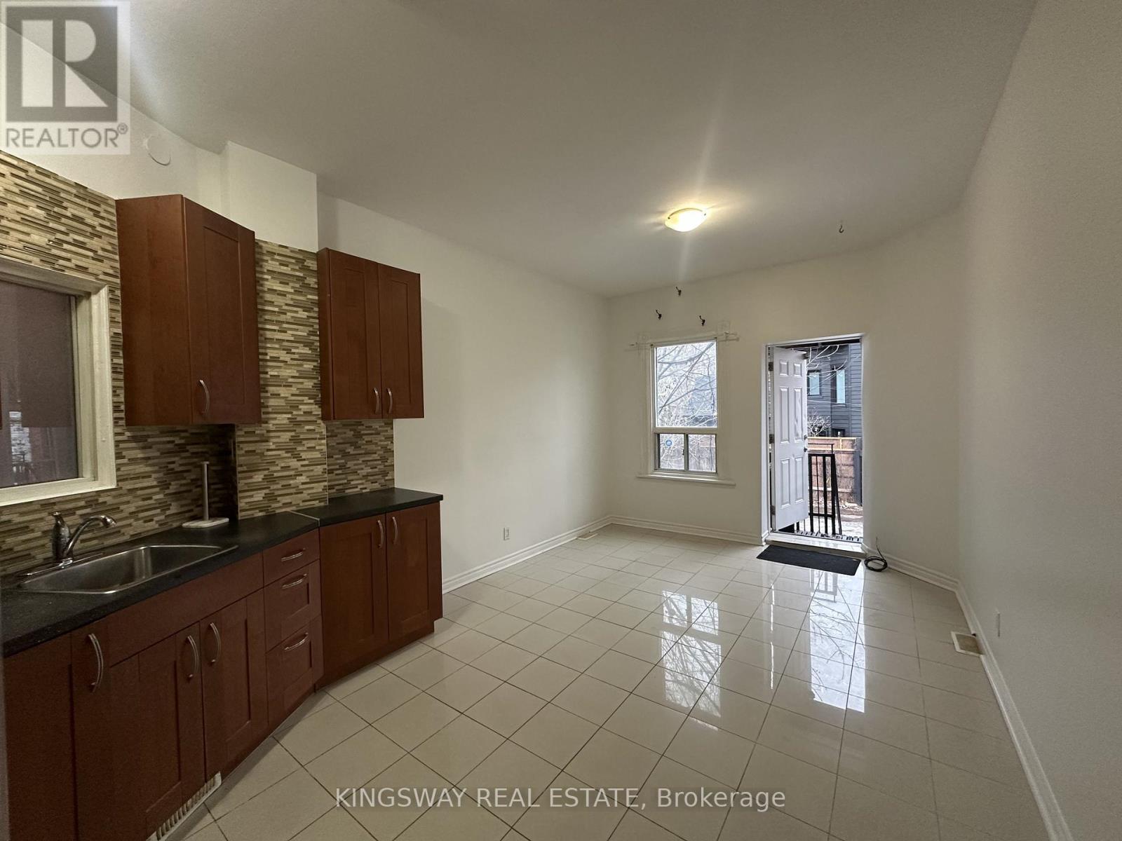 2b - 1504 Queen Street W, Toronto, Ontario  M6R 1A4 - Photo 2 - W12681546