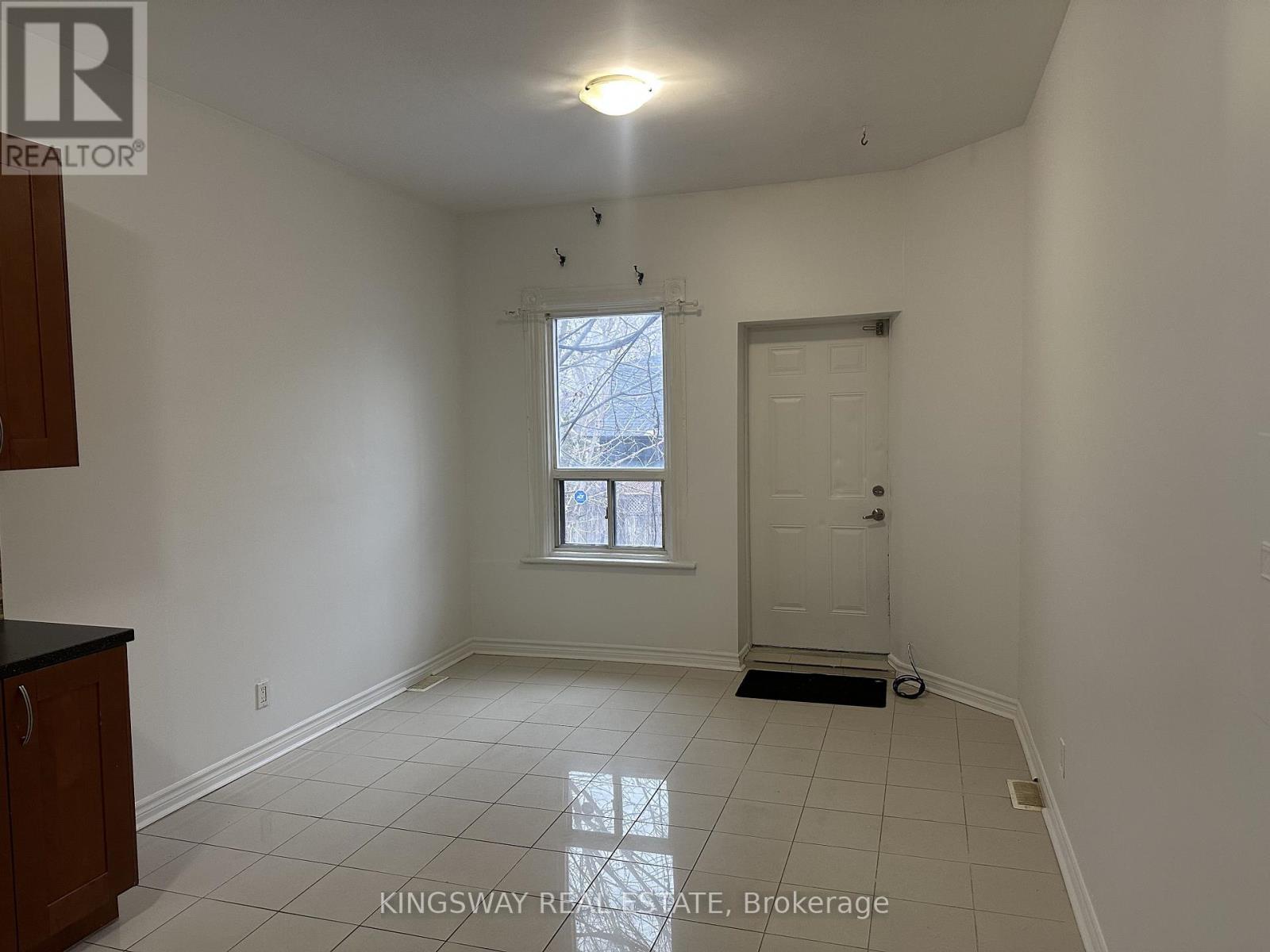 2b - 1504 Queen Street W, Toronto, Ontario  M6R 1A4 - Photo 7 - W12681546