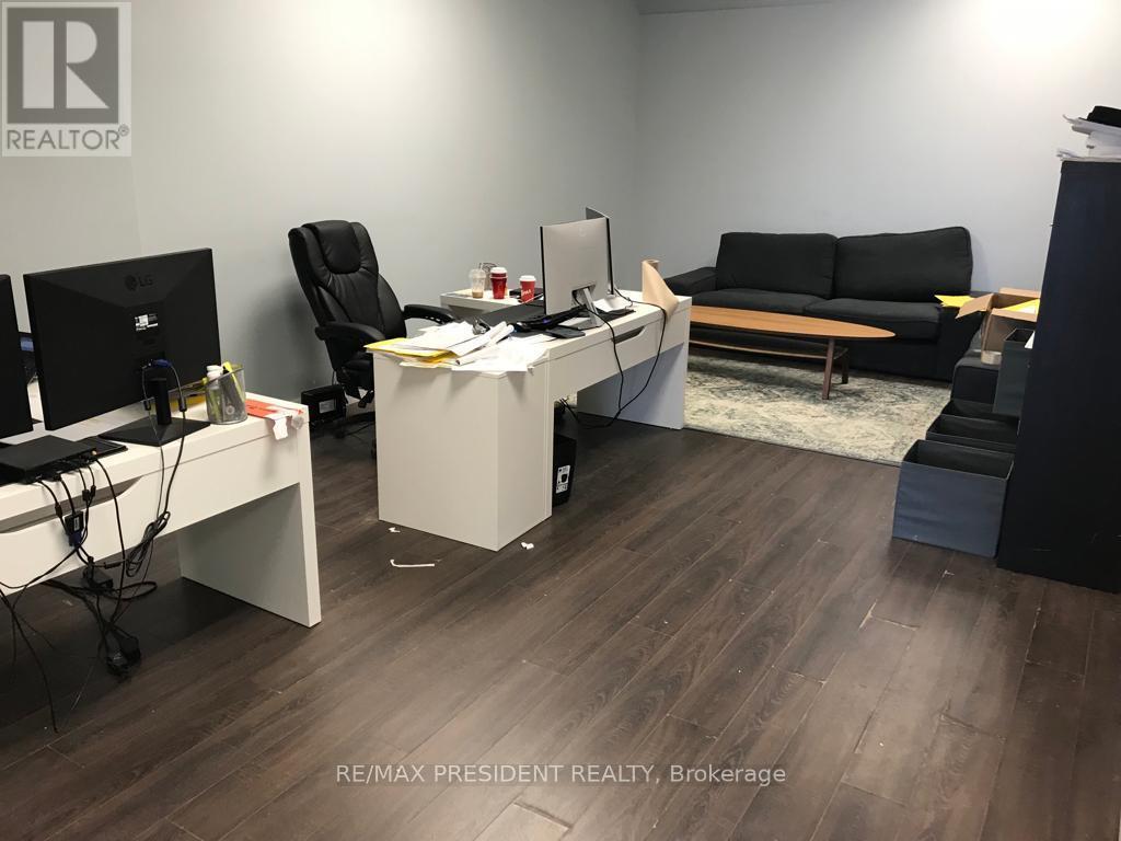 39 - 2500 Williams Parkway, Brampton, Ontario  L6S 5M9 - Photo 7 - W12681558