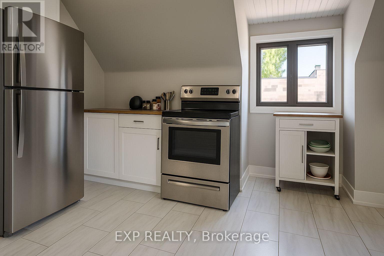 3 - 12 Somerset Street W, Ottawa, Ontario  K2P 0H4 - Photo 10 - X12473607