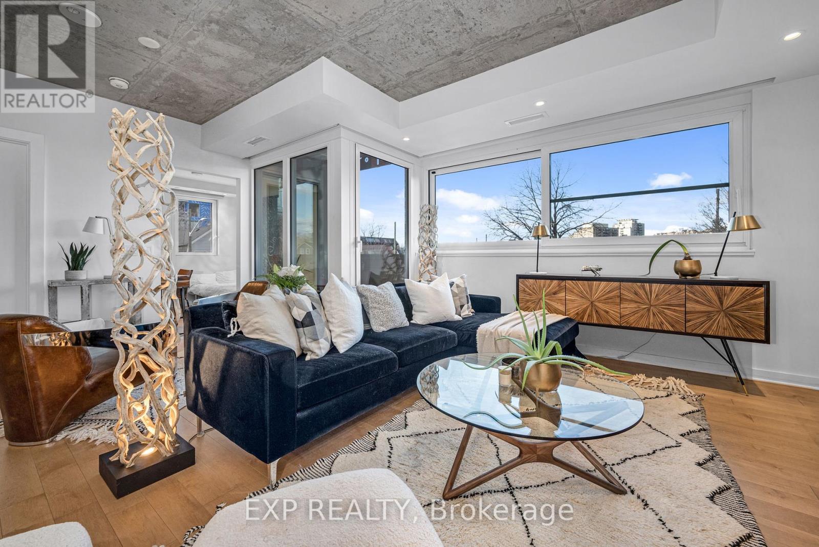 203 - 135 Barrette Street, Ottawa, Ontario  K1L 7Z9 - Photo 12 - X12528456