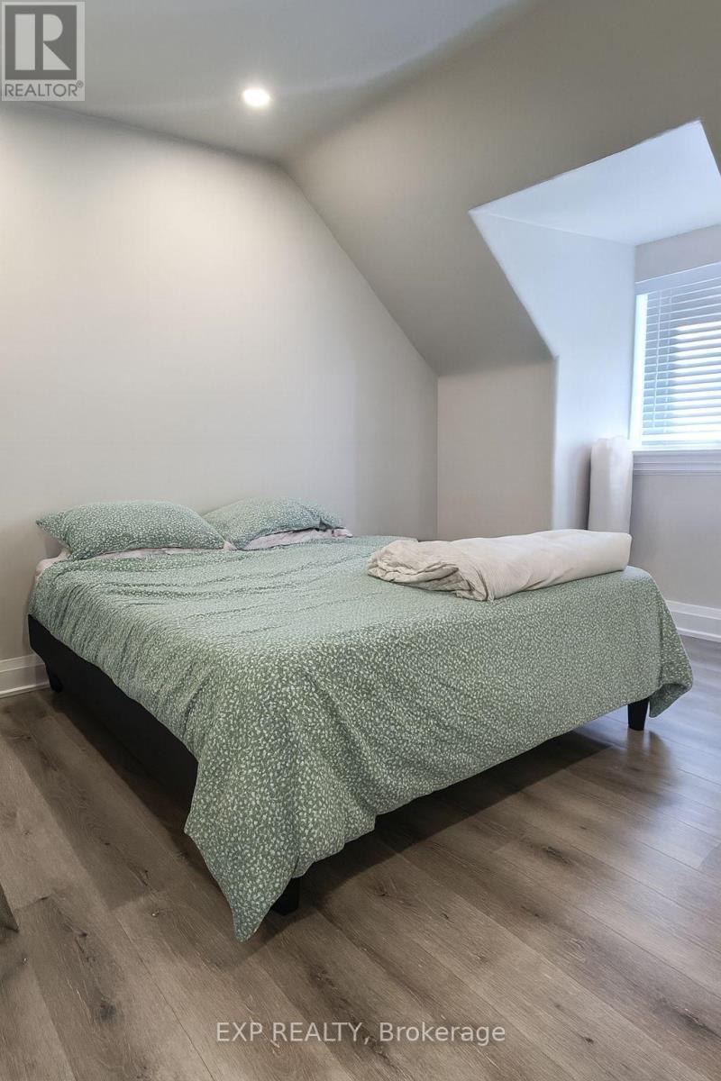 3 - 12 Somerset Street W, Ottawa, Ontario  K2P 0H4 - Photo 6 - X12473607