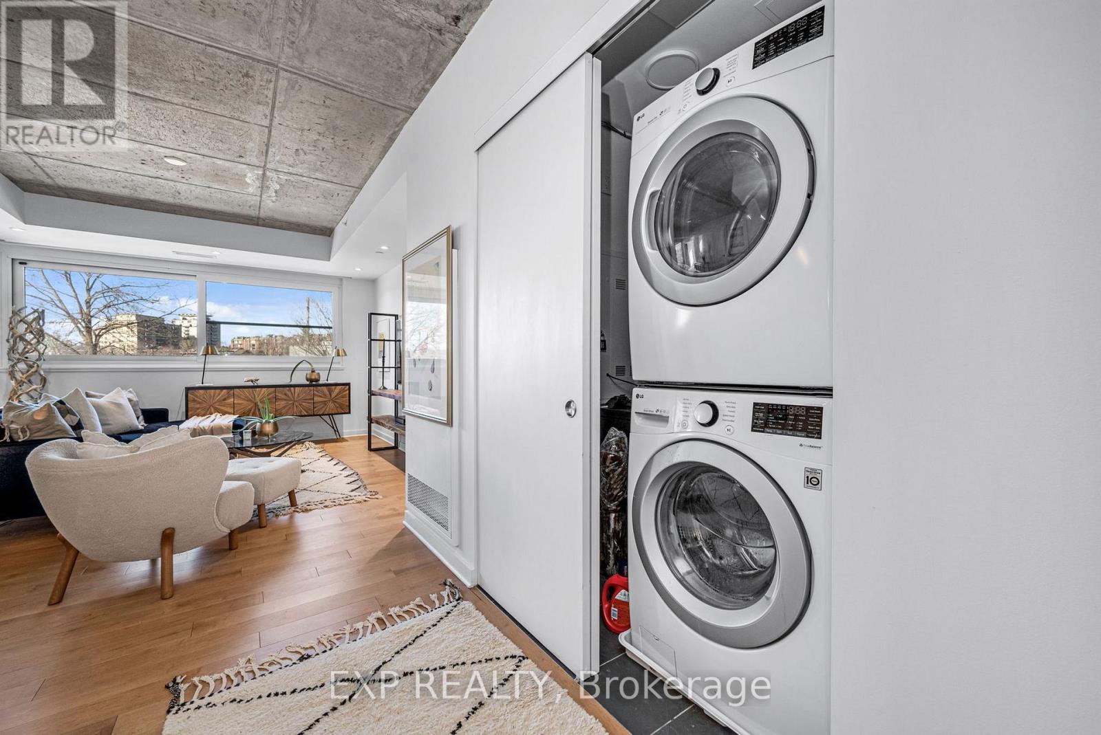 203 - 135 Barrette Street, Ottawa, Ontario  K1L 7Z9 - Photo 14 - X12528456