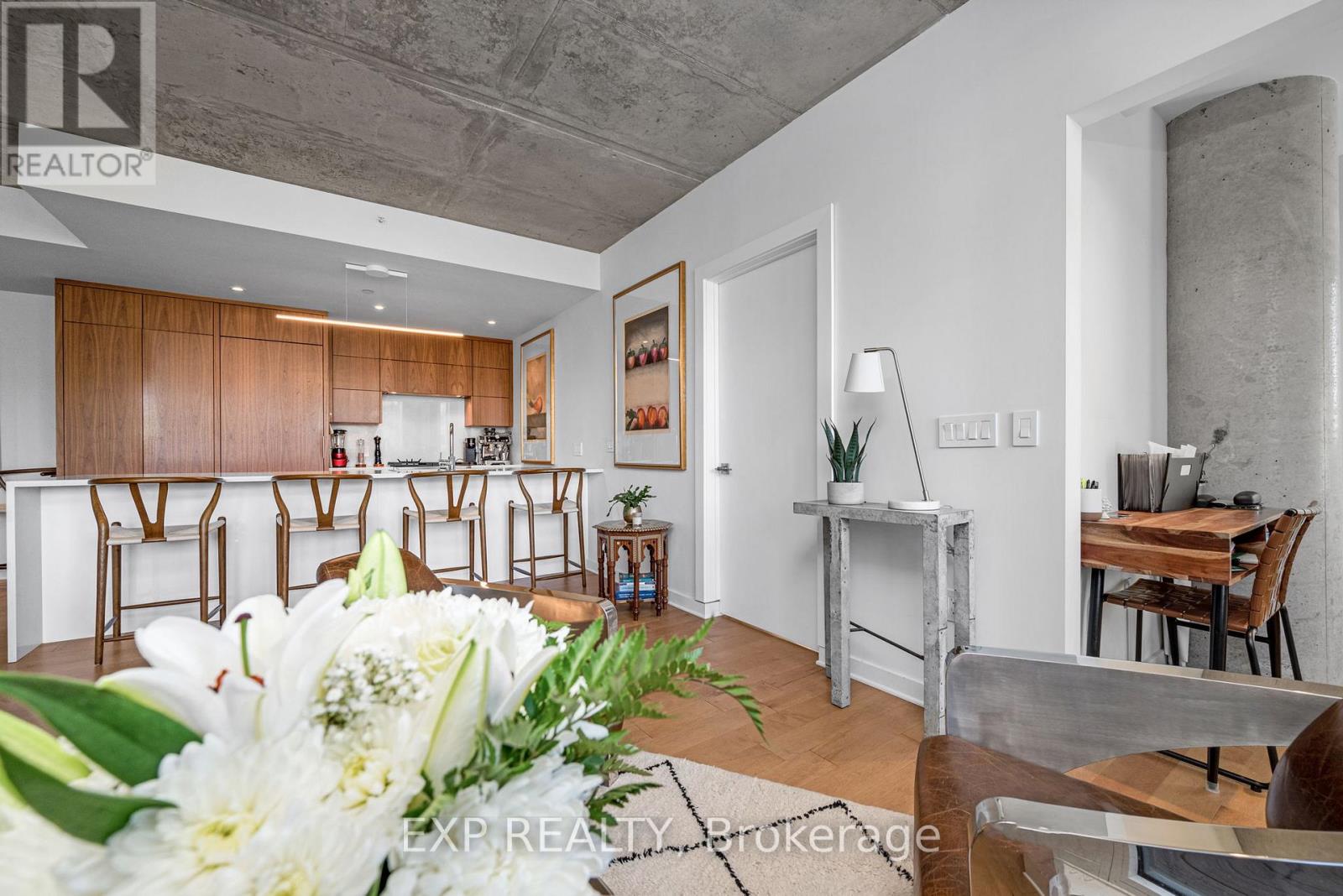 203 - 135 Barrette Street, Ottawa, Ontario  K1L 7Z9 - Photo 8 - X12528456