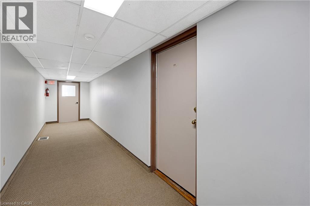 401 Erb Street W Unit# 301, Waterloo, Ontario N2L 1W7 - Photo 10 - 40795864