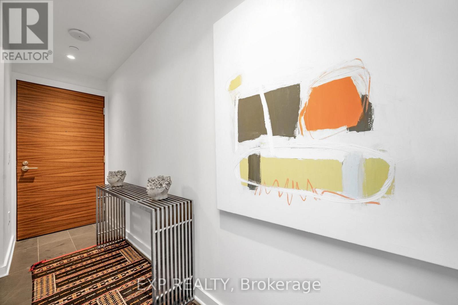 203 - 135 Barrette Street, Ottawa, Ontario  K1L 7Z9 - Photo 5 - X12528456