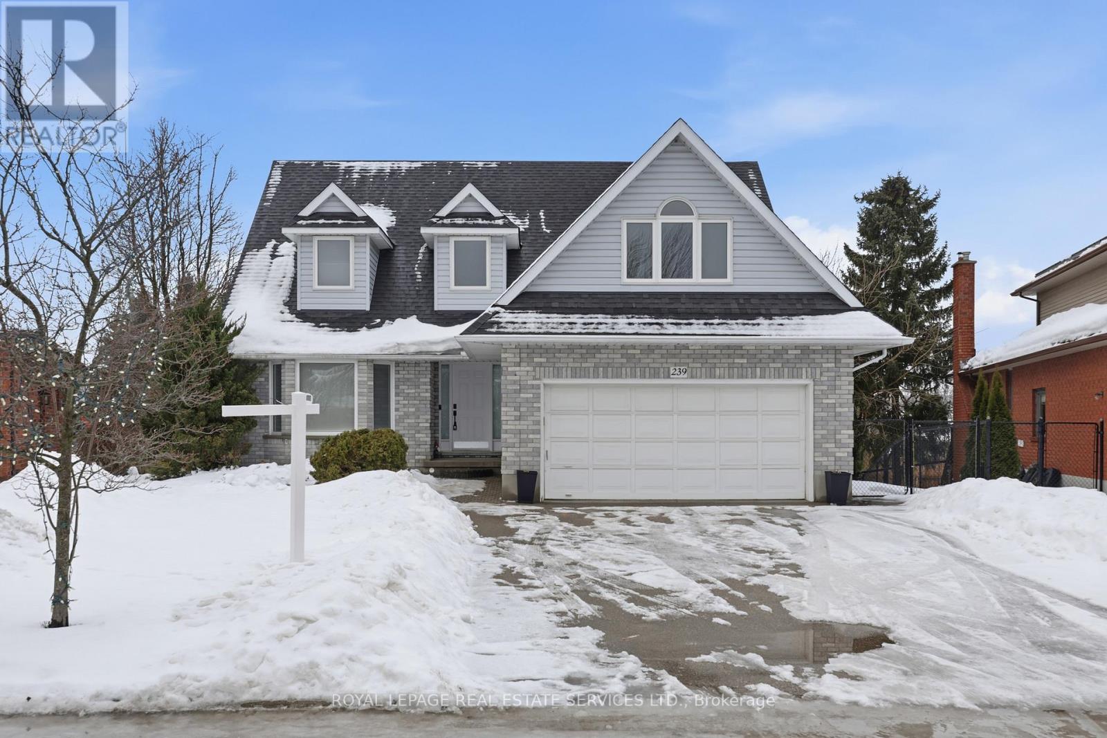 239 Rolling Acres Court, Kitchener, Ontario  N2A 3W5 - Photo 1 - X12681394