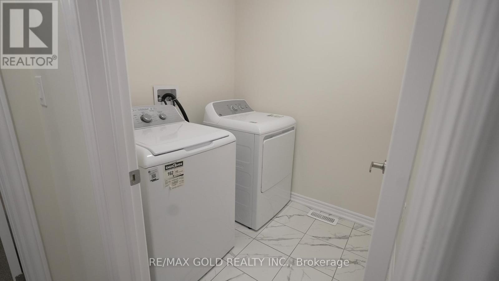 50 Ever Sweet Way, Thorold, Ontario  L2E 6S4 - Photo 39 - X12681420