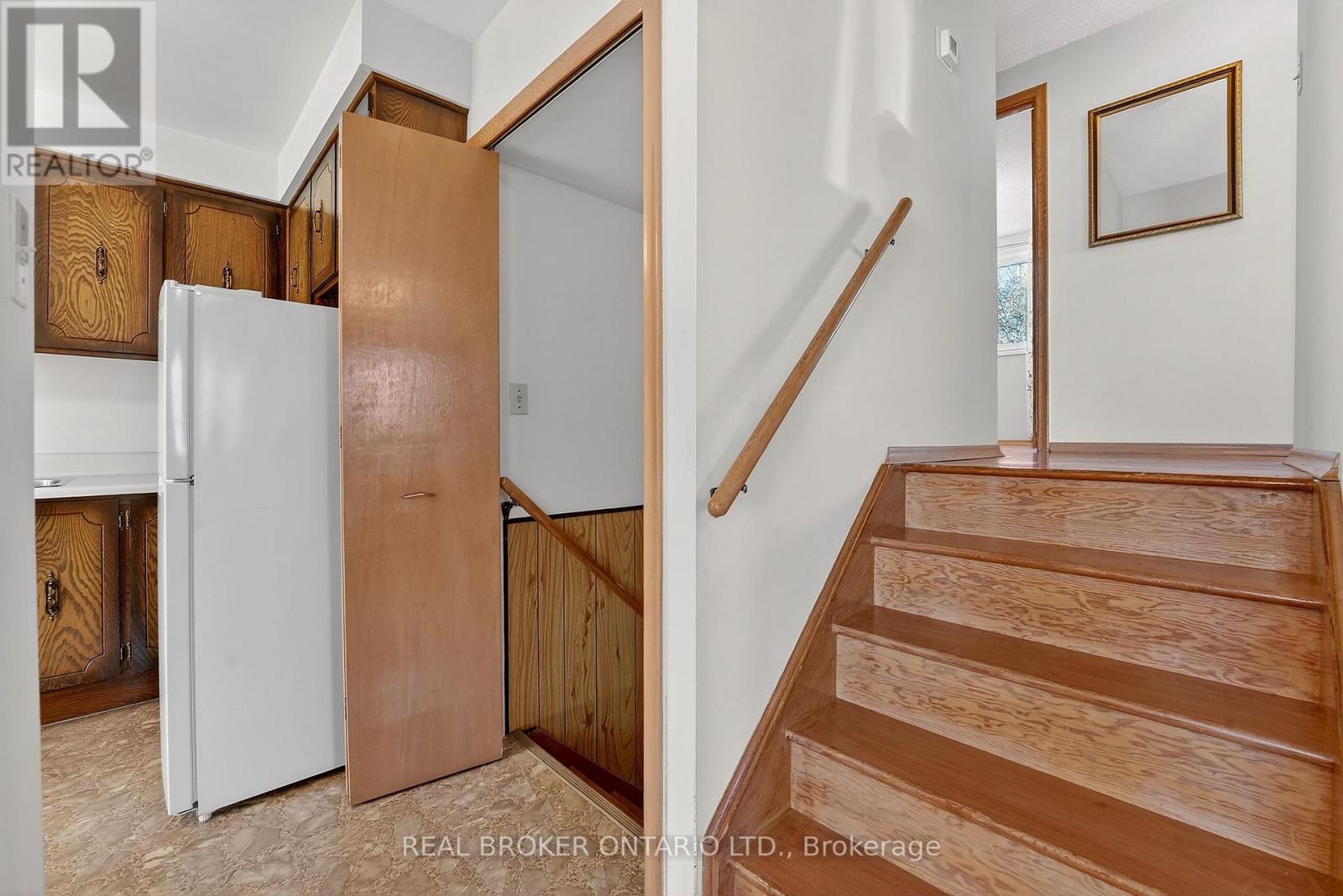 18 Fairway Drive, Hamilton, Ontario  L8K 5L4 - Photo 23 - X12681482