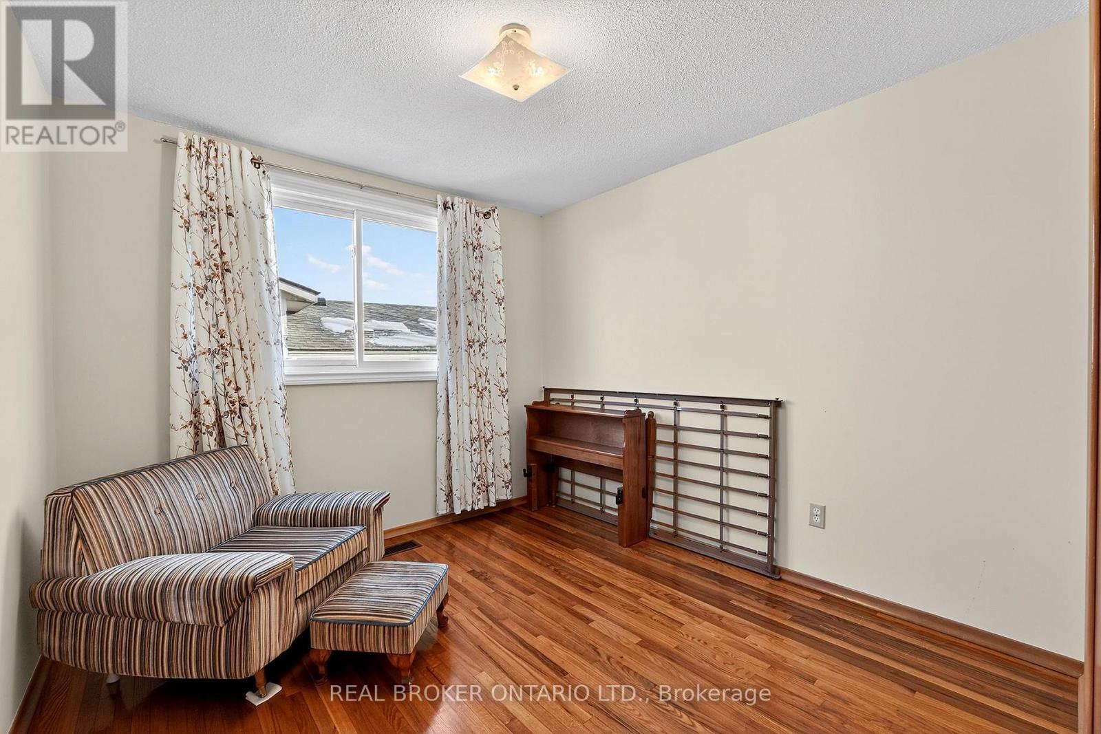 18 Fairway Drive, Hamilton, Ontario  L8K 5L4 - Photo 26 - X12681482