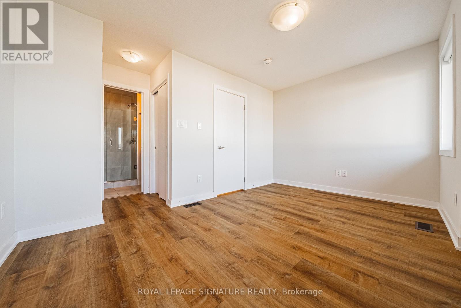 54 Mulhollard Lane, Hamilton, Ontario  L9G 3K9 - Photo 14 - X12681538