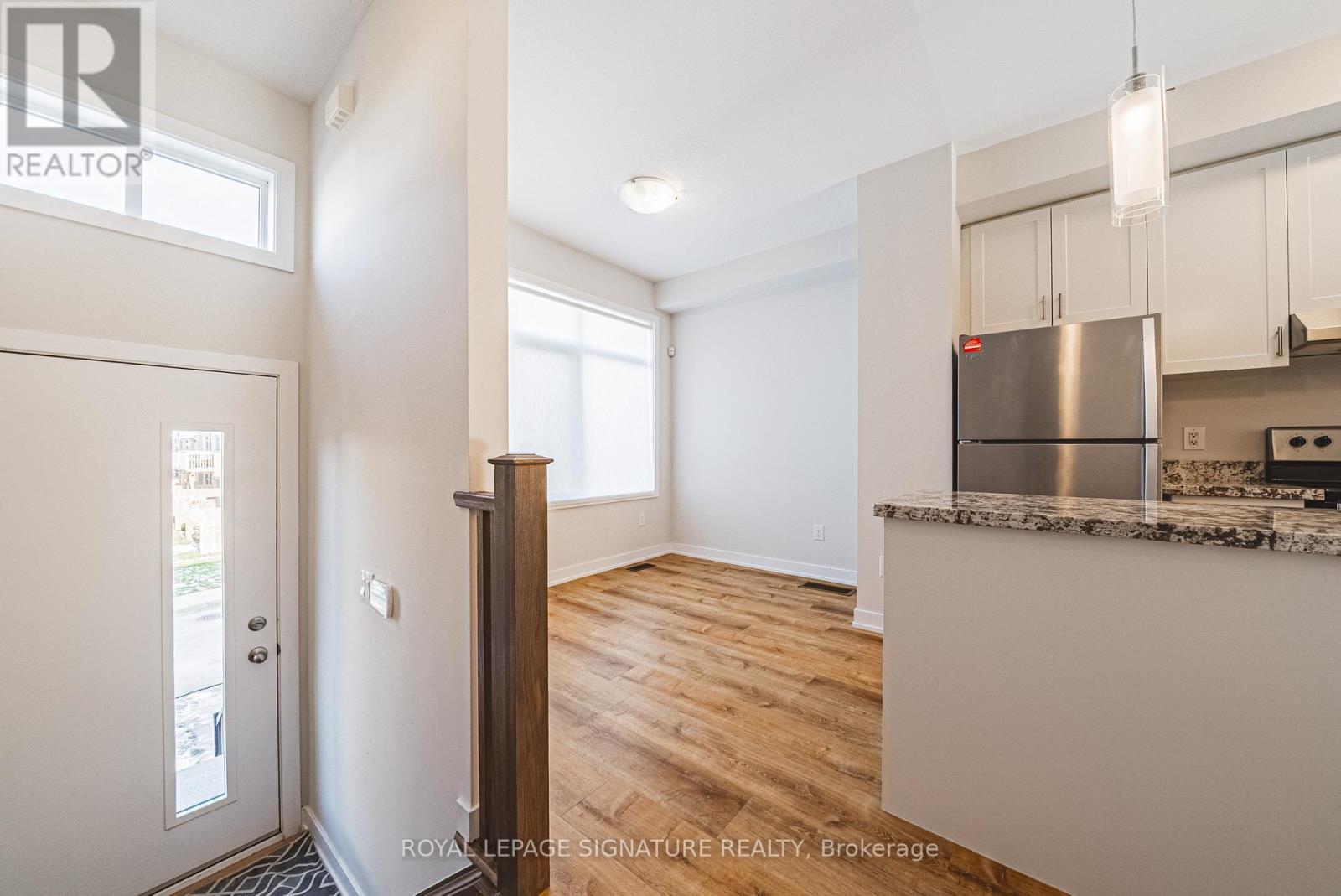 54 Mulhollard Lane, Hamilton, Ontario  L9G 3K9 - Photo 3 - X12681538