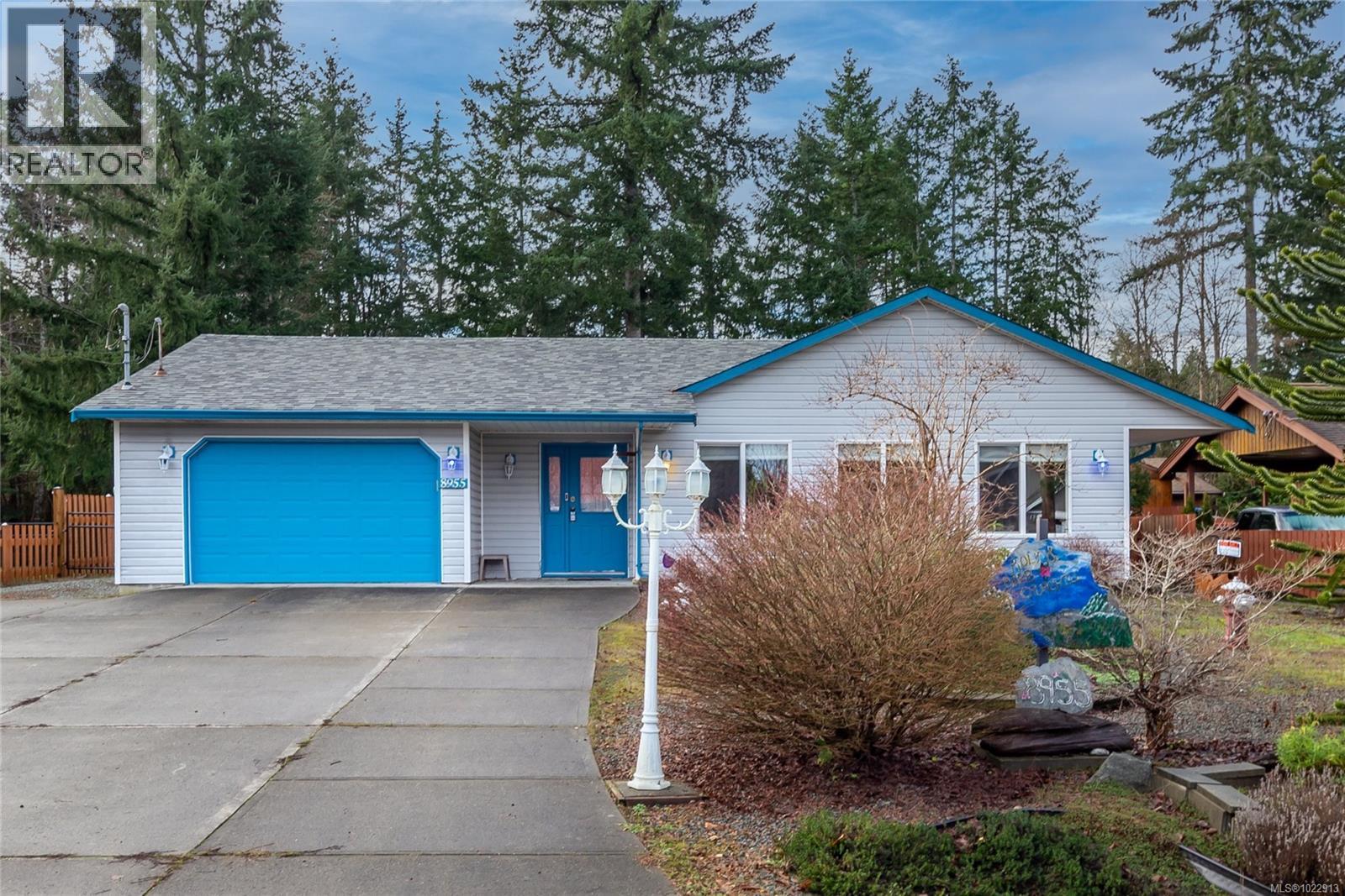 8955 McLarey Ave, Black Creek, British Columbia