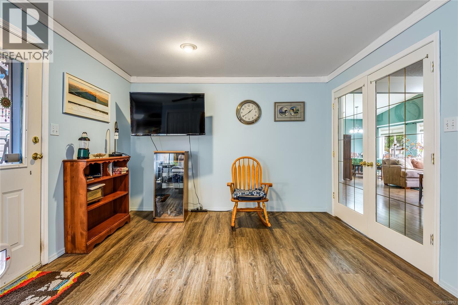 8955 Mclarey Ave, Black Creek, British Columbia  V9J 1A2 - Photo 8 - 1022913