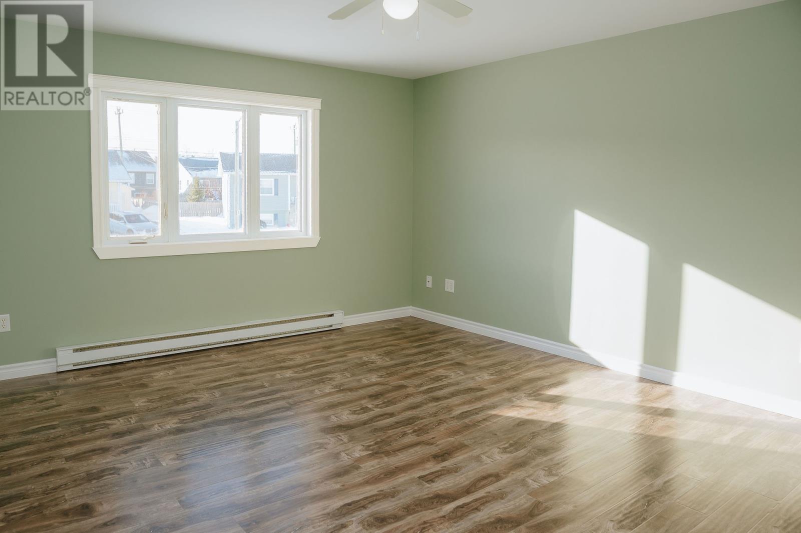 18 Henley Street, Gander, Newfoundland & Labrador  A1V 2P7 - Photo 3 - 1293554