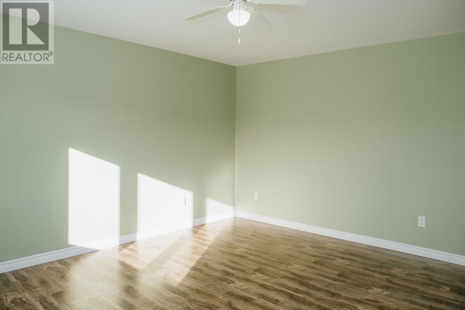 18 Henley Street, Gander, Newfoundland & Labrador  A1V 2P7 - Photo 5 - 1293554