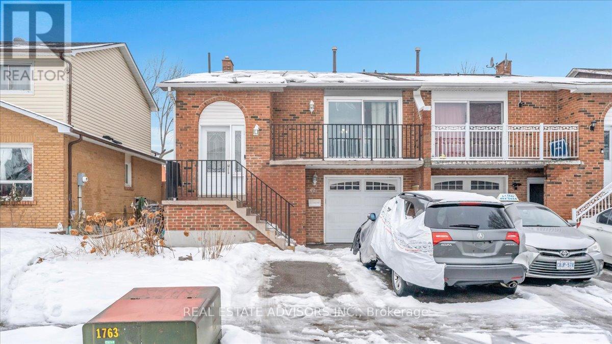 62 Histon Crescent, Brampton, Ontario  L6V 3R1 - Photo 1 - W12677552