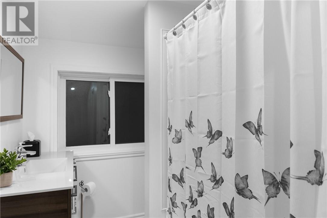 36 Oscar, Hanmer, Ontario  P3P 1X6 - Photo 32 - 2126044