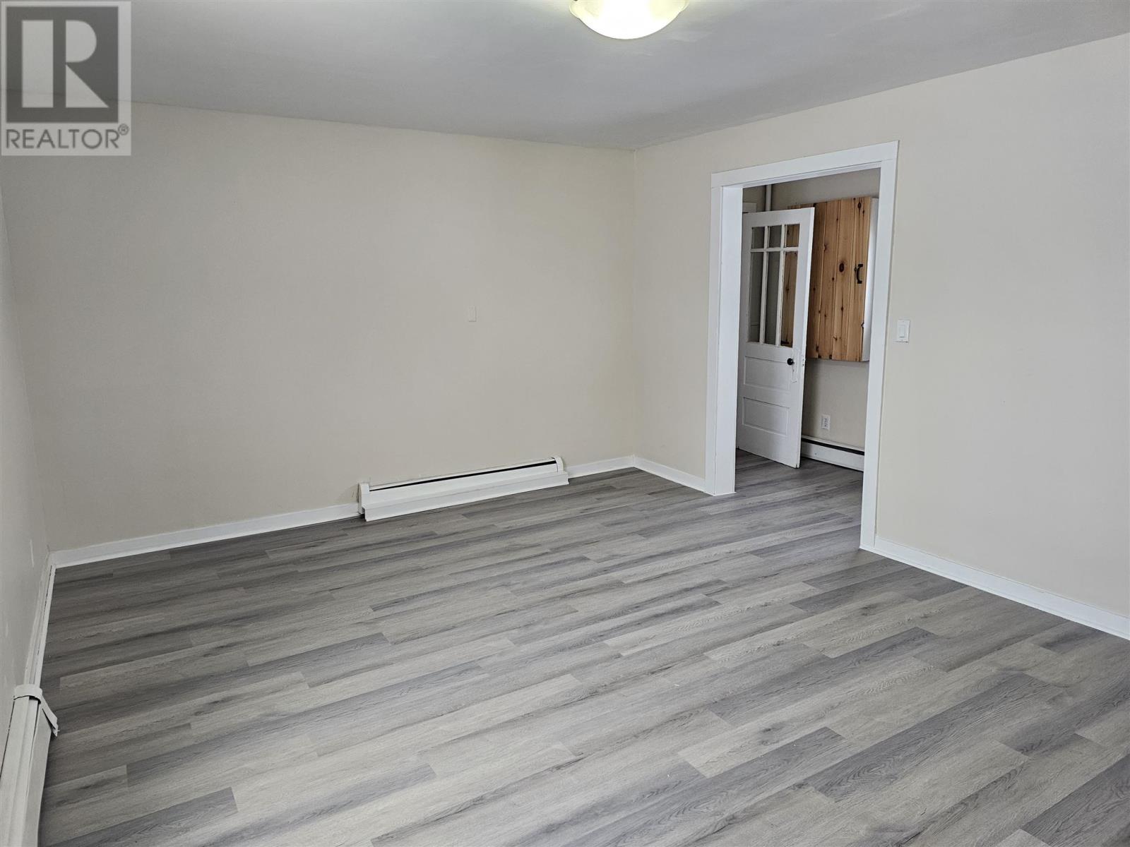 351 Bloor St W, Sault Ste. Marie, Ontario  P6C 1J6 - Photo 6 - SM260055