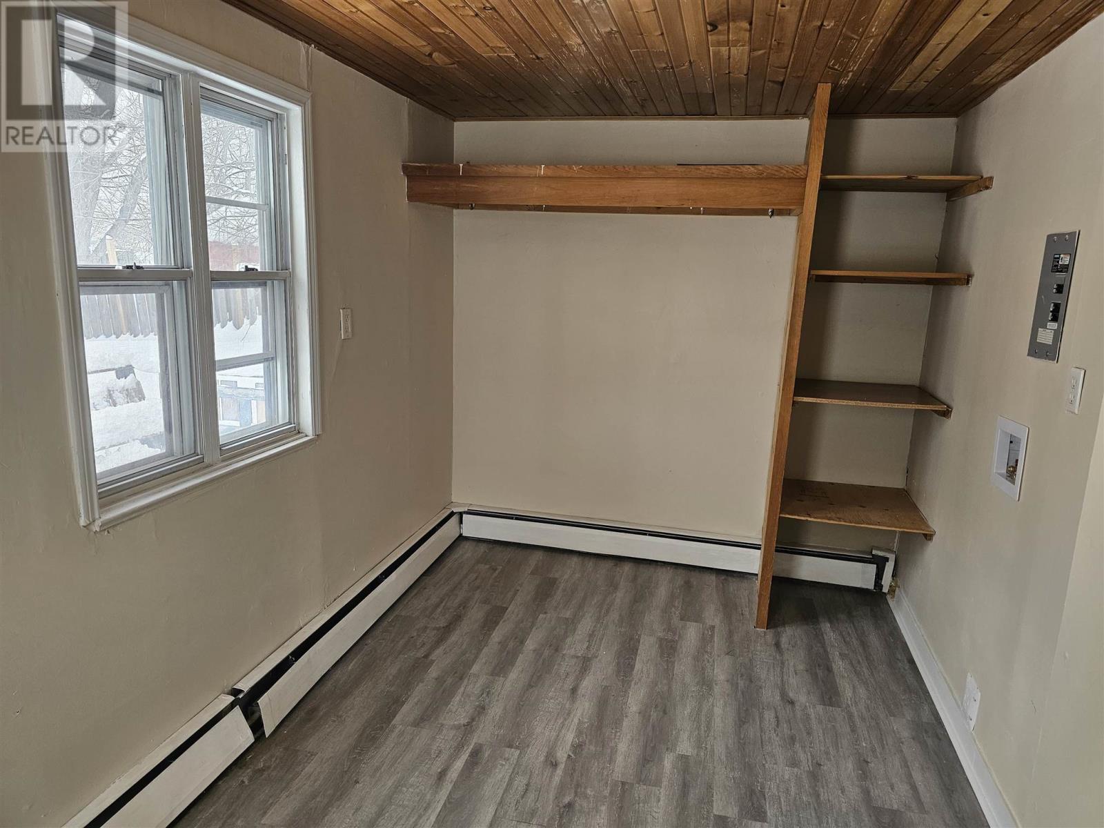 351 Bloor St W, Sault Ste. Marie, Ontario  P6C 1J6 - Photo 17 - SM260055