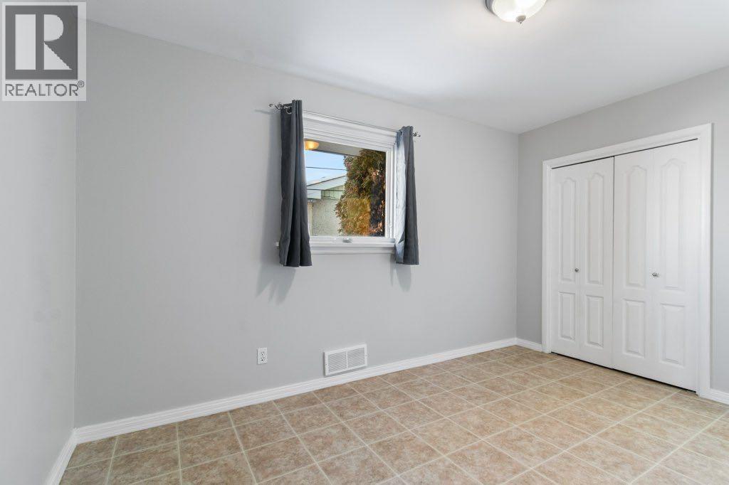 3738 46 Street, Red Deer, Alberta  T4N 1L6 - Photo 13 - A2278168