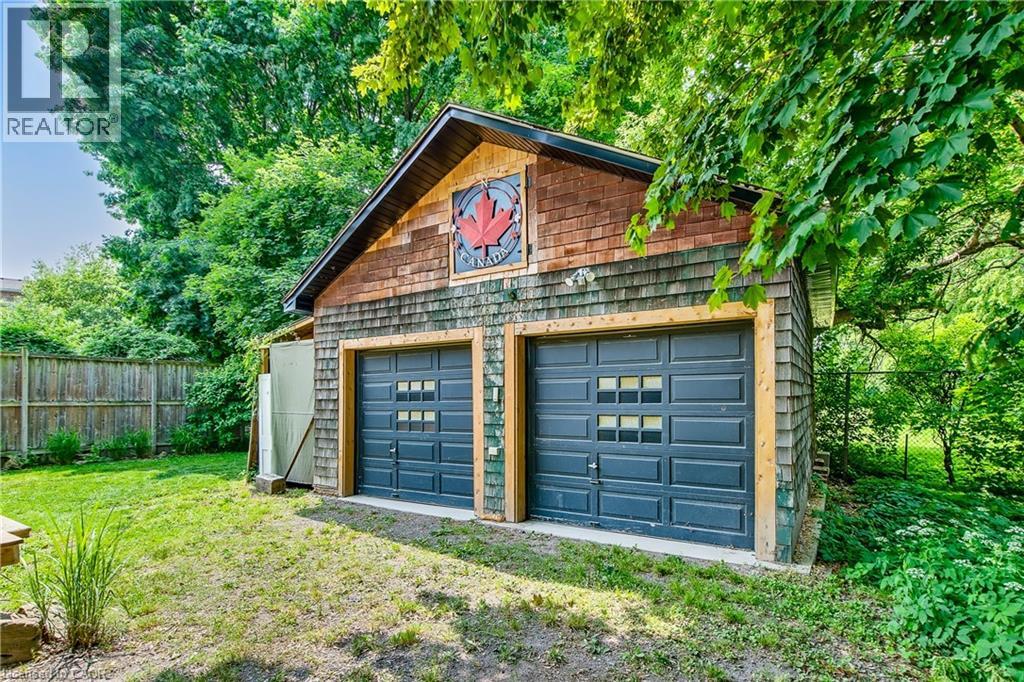 19 York Street, St. Catharines, Ontario  L2R 6B7 - Photo 3 - 40742104