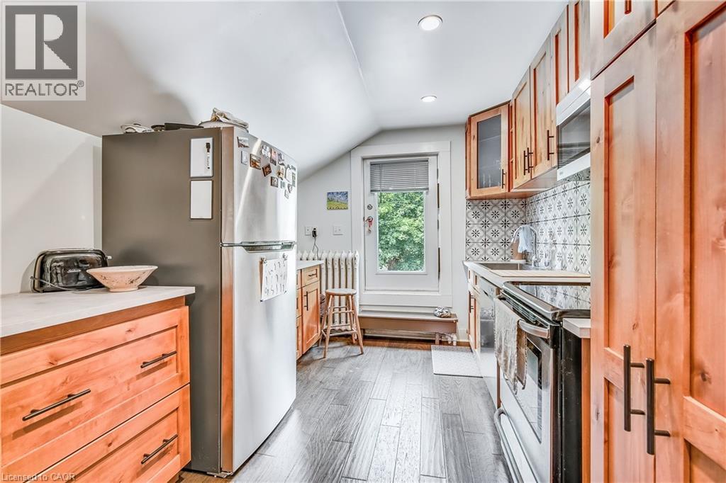 19 York Street, St. Catharines, Ontario  L2R 6B7 - Photo 10 - 40742104