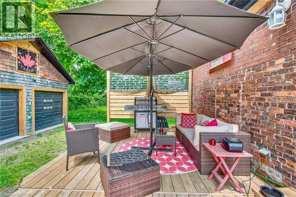 19 York Street, St. Catharines, Ontario  L2R 6B7 - Photo 6 - 40742104