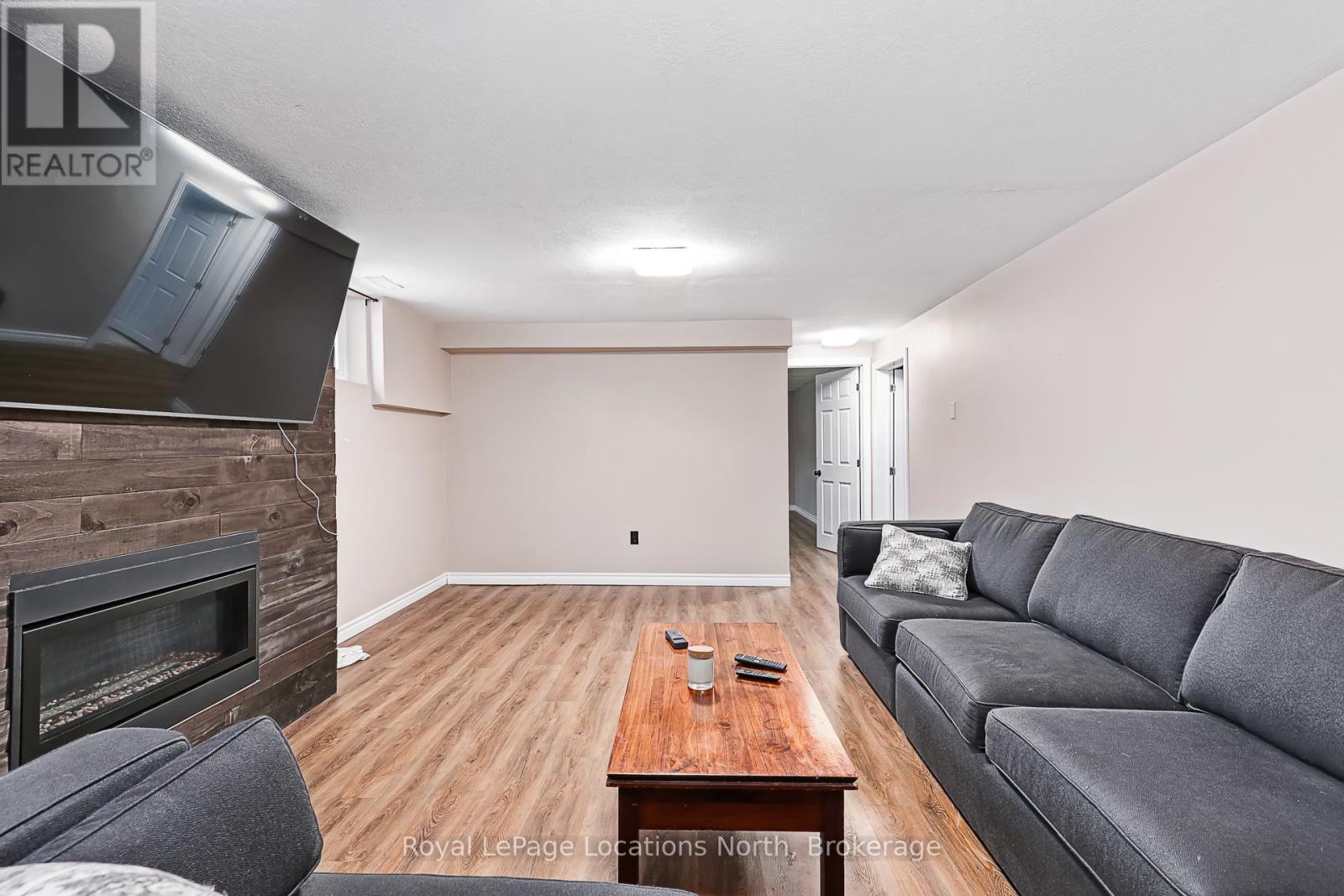 25 Margaret Street, Meaford, Ontario  N4L 1P8 - Photo 15 - X12681644