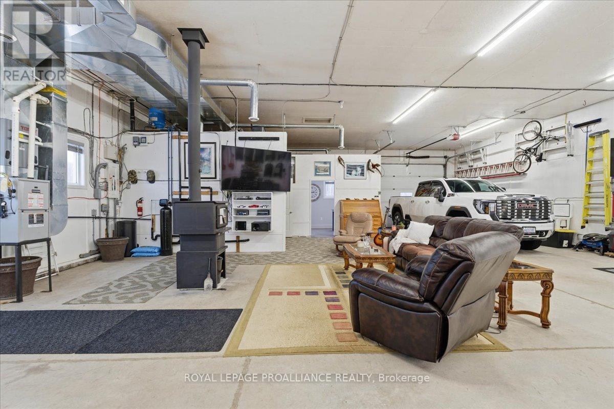 555 Douglas Road, Centre Hastings, Ontario  K0K 3H0 - Photo 21 - X12681592