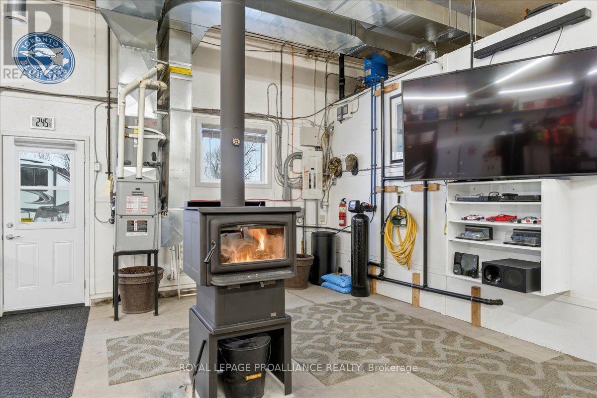 555 Douglas Road, Centre Hastings, Ontario  K0K 3H0 - Photo 23 - X12681592