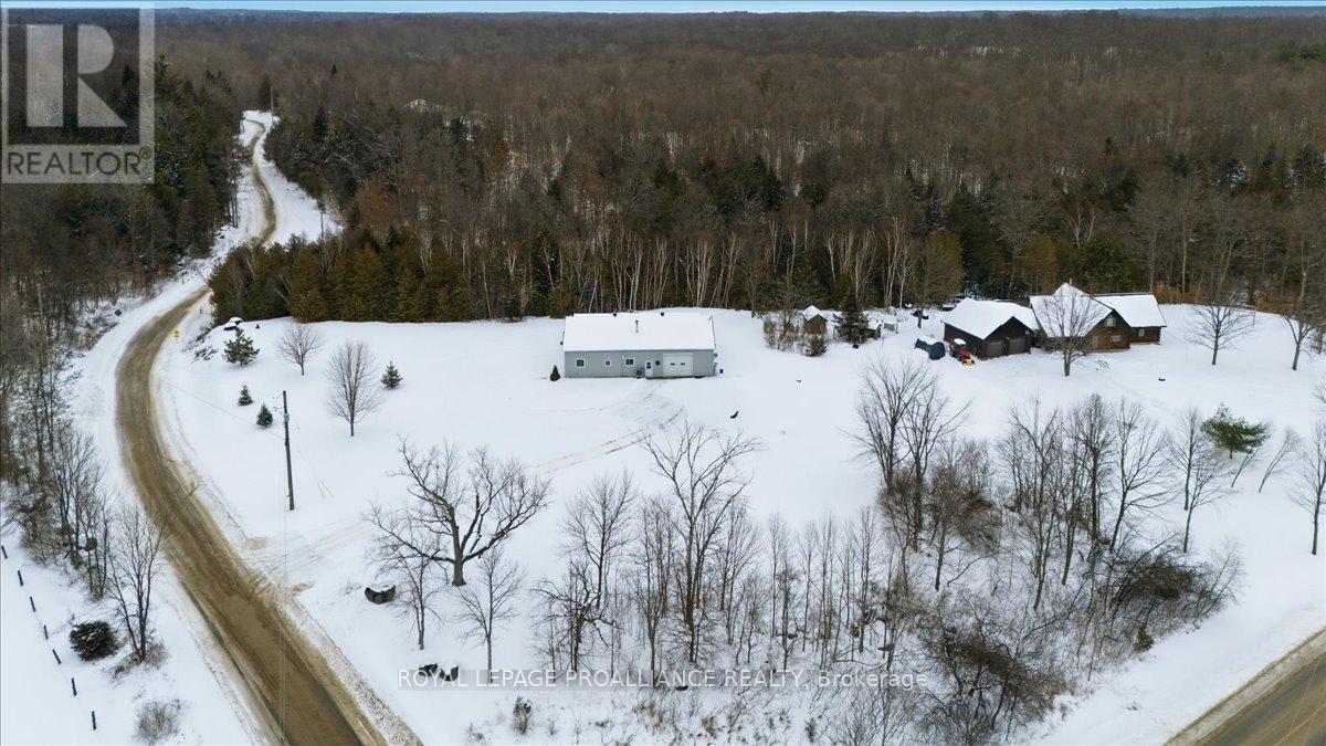 555 Douglas Road, Centre Hastings, Ontario  K0K 3H0 - Photo 28 - X12681592