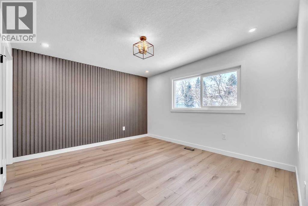 128 Cantrell Place Sw, Calgary, Alberta  T2W 1X2 - Photo 15 - A2277852