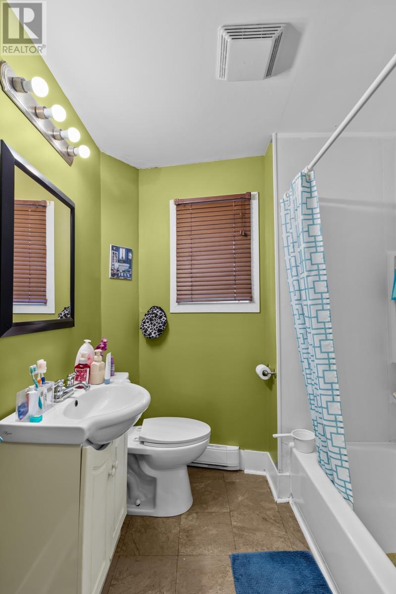 38 St Clare Avenue, St. John's, Newfoundland & Labrador  A1C 2J8 - Photo 8 - 1293555