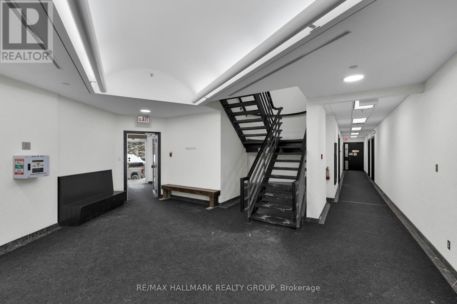 308 Palladium Drive, Ottawa, Ontario  K2V 1A1 - Photo 5 - X12681602