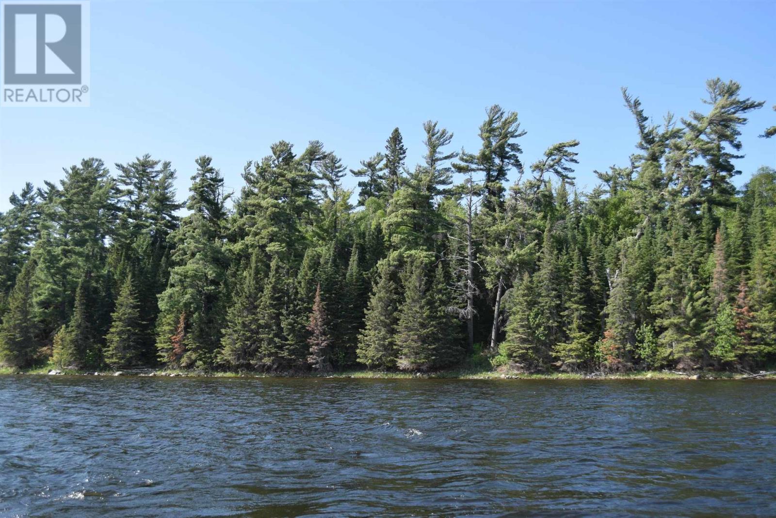 3 Five Point Island, Lake Of The Woods, South Of Keewatin, Ontario  P0X 1C0 - Photo 13 - TB251972